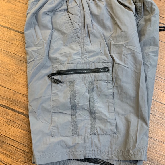 Shorts - Picture 5 of 7